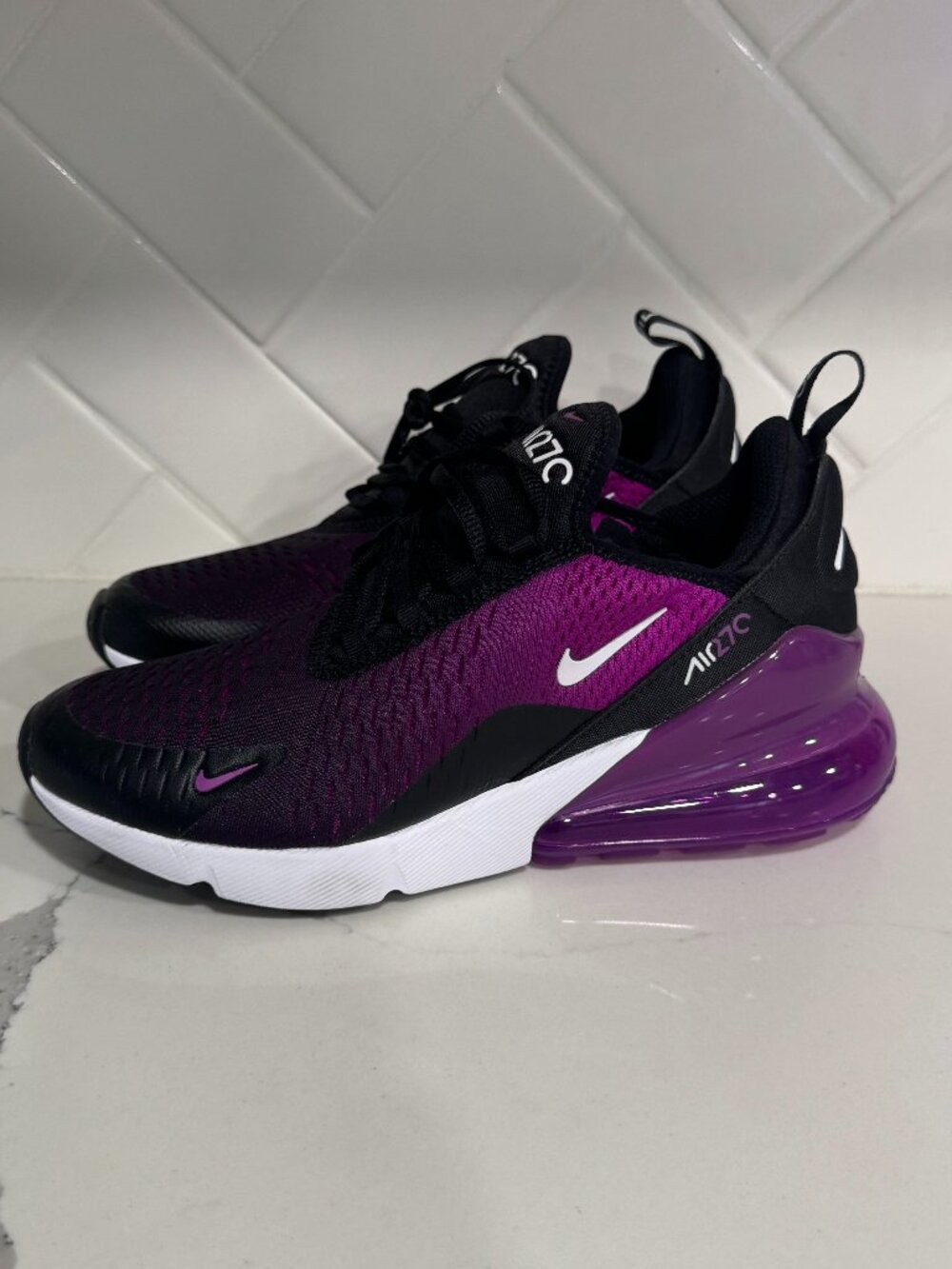 NEW Nike Air Max 270 GS 7Y Black Vivid Purple Purple Air Max